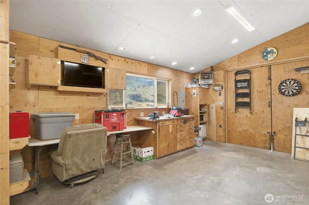 240 Little Butte Ranch Road Chelan WA 98816