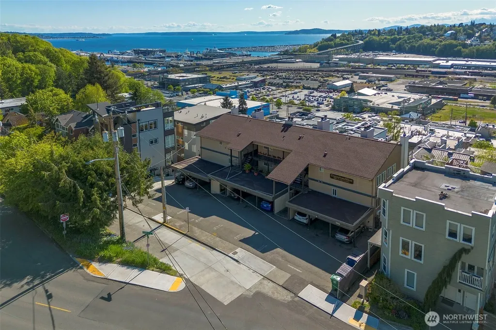 1965 12th Avenue W Seattle WA 98119