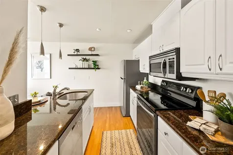 1965 12th Avenue W Seattle WA 98119