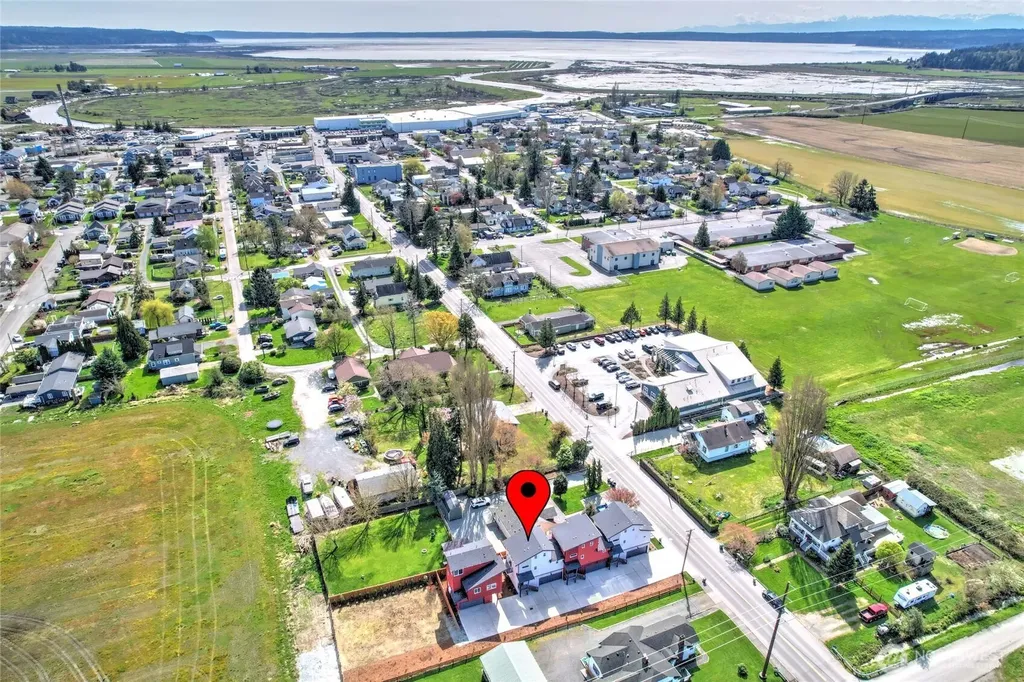 27523 102nd Avenue NW Stanwood WA 98292