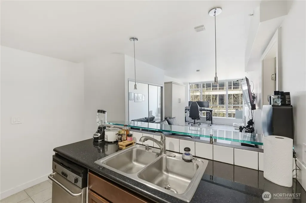 2929 1st Avenue Seattle WA 98121