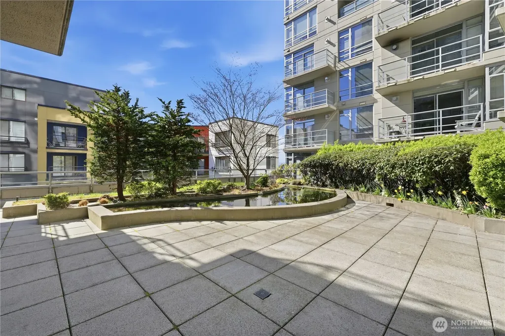 2929 1st Avenue Seattle WA 98121