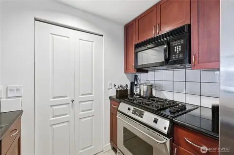 2929 1st Avenue Seattle WA 98121