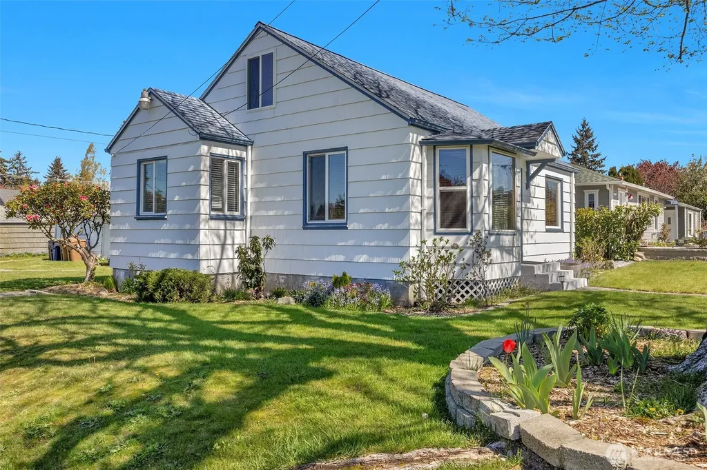 4523 N 16th Street Tacoma WA 98406