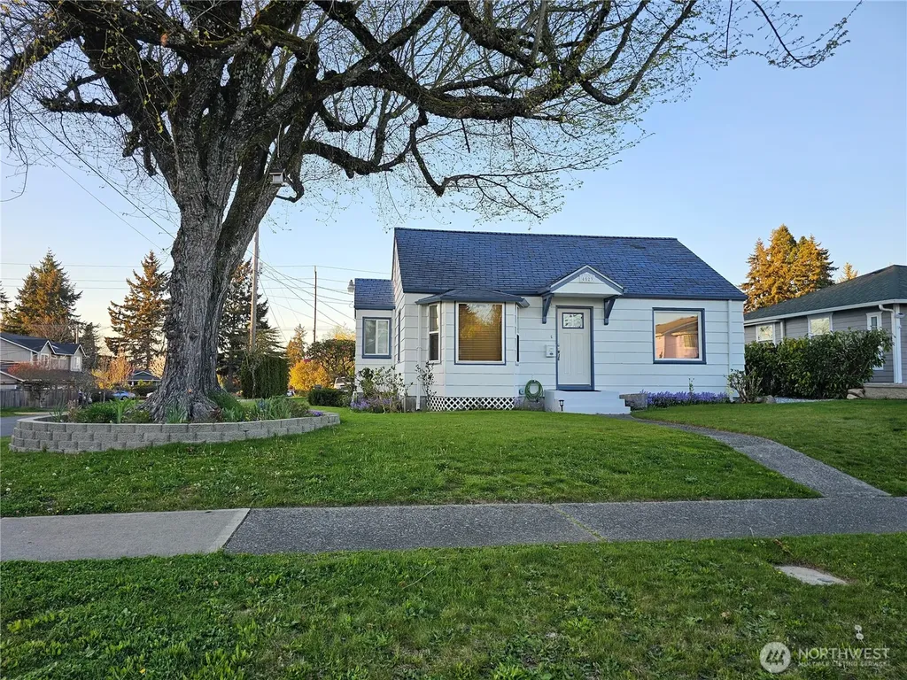 4523 N 16th Street Tacoma WA 98406