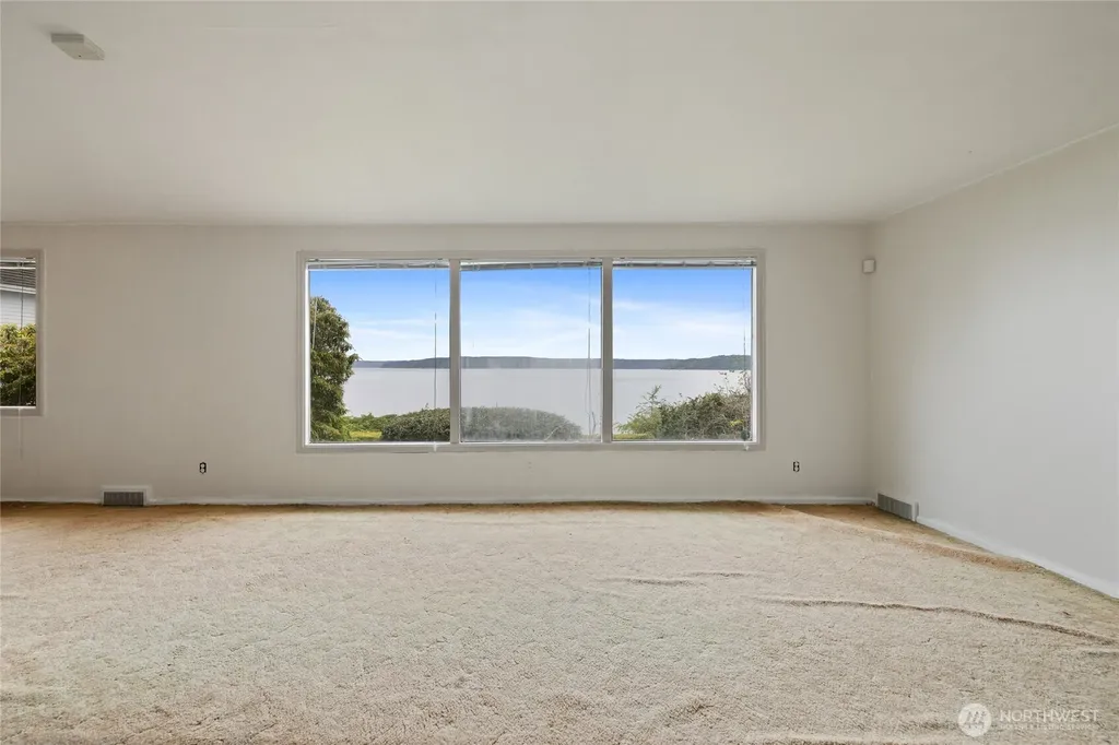 5498 Hyada Boulevard NE Tacoma WA 98422