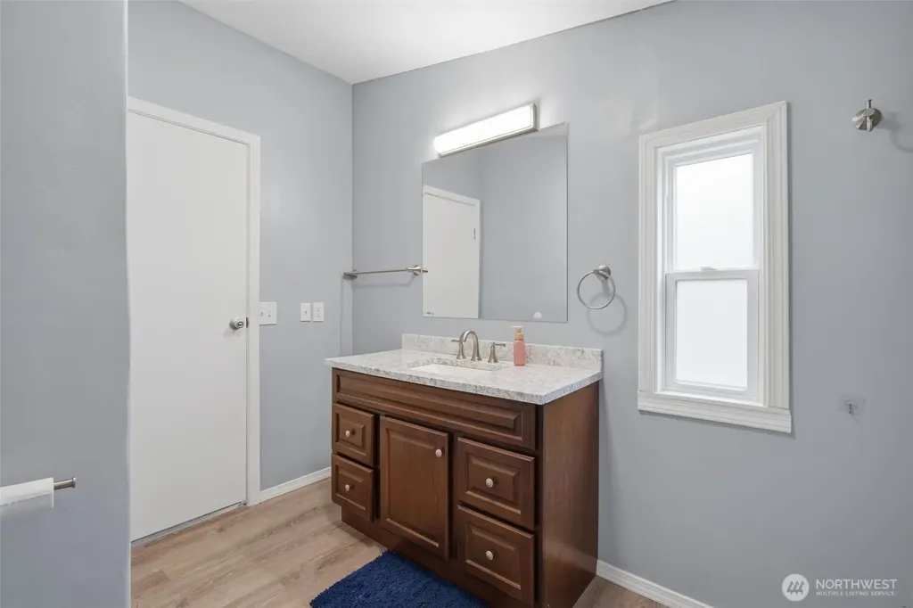 28602 75th Ave S Roy WA 98580