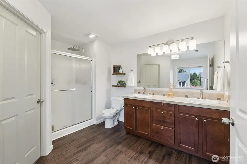 15832 92nd Avenue Ct E Puyallup WA 98375