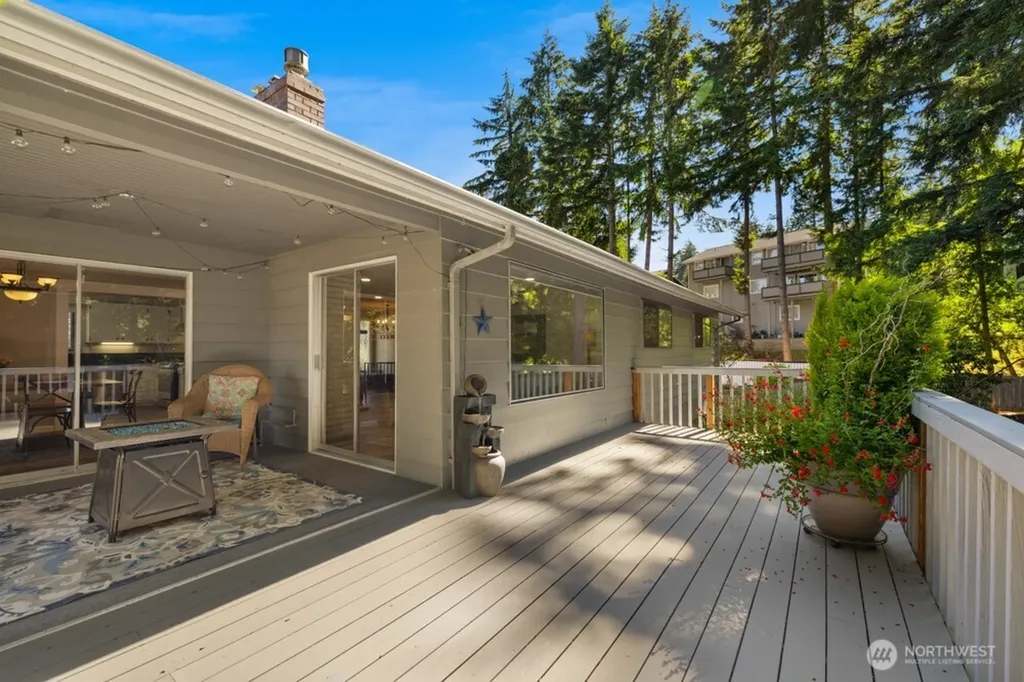 1163 Fordham Court Fircrest WA 98466