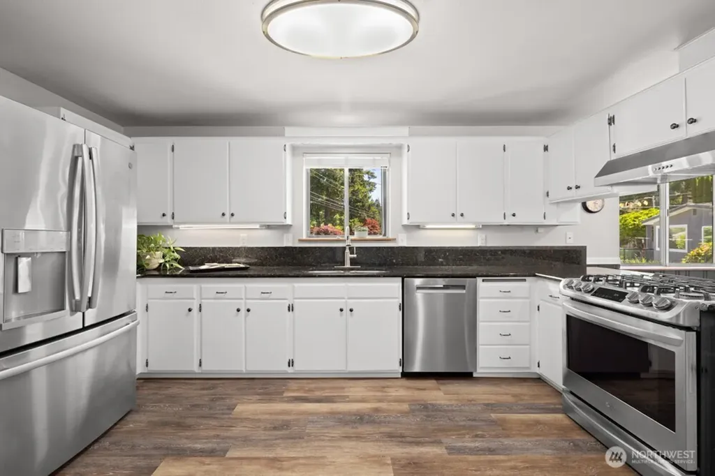 1163 Fordham Court Fircrest WA 98466