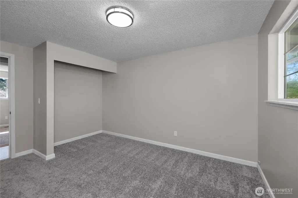 17326 SE 265th Street Covington WA 98042