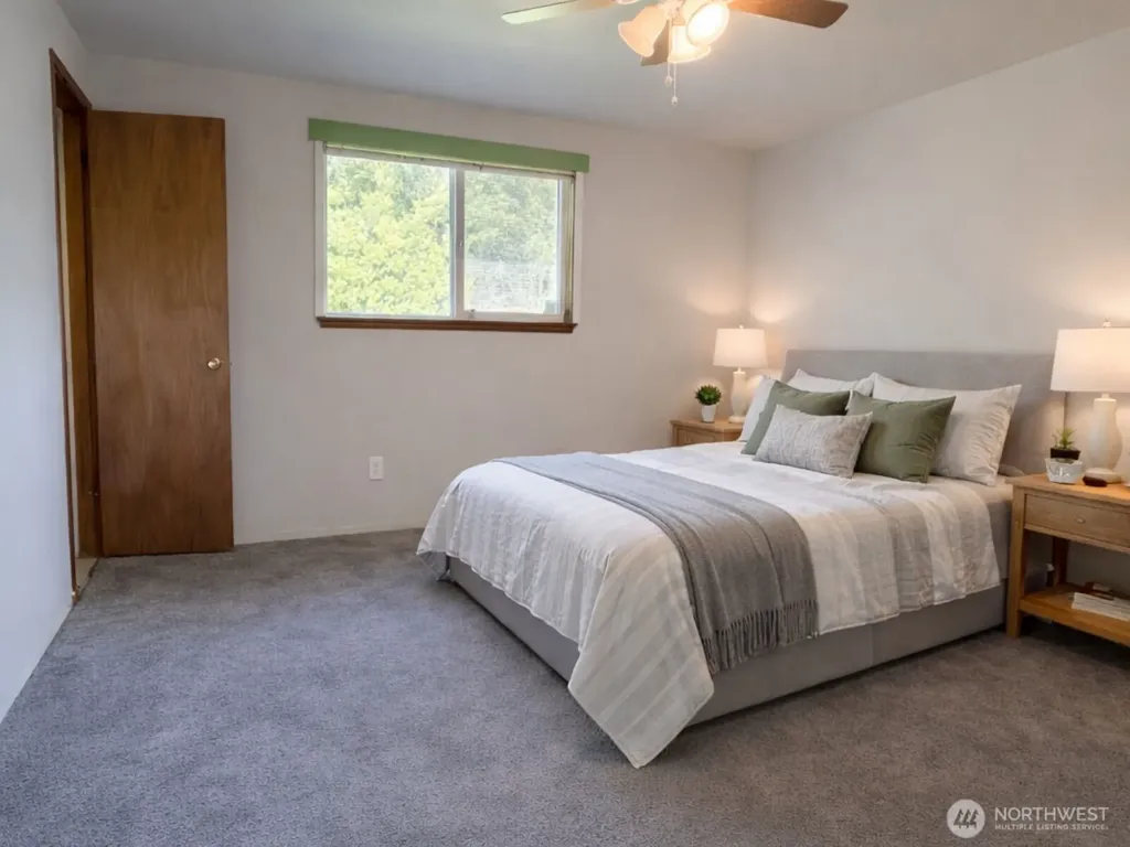 100 Hillcrest Drive Elma WA 98541