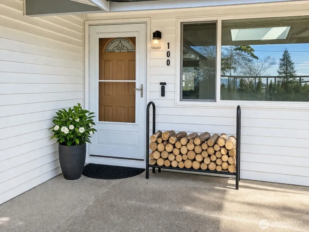 100 Hillcrest Drive Elma WA 98541
