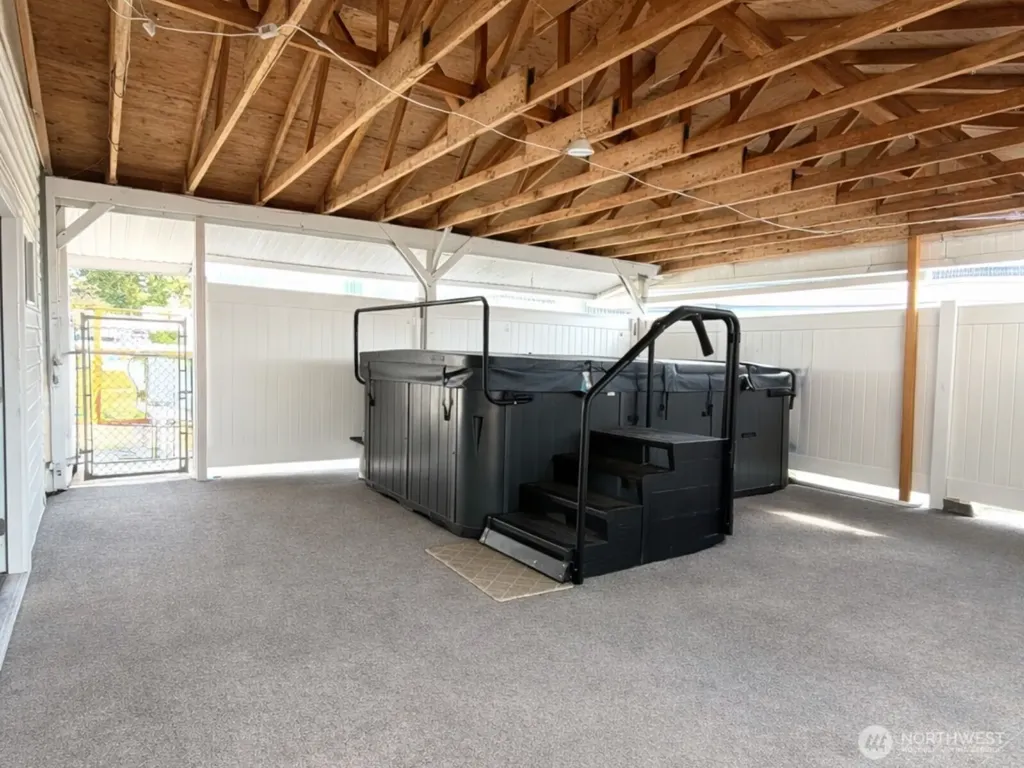 100 Hillcrest Drive Elma WA 98541