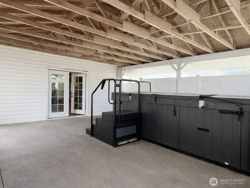 100 Hillcrest Drive Elma WA 98541