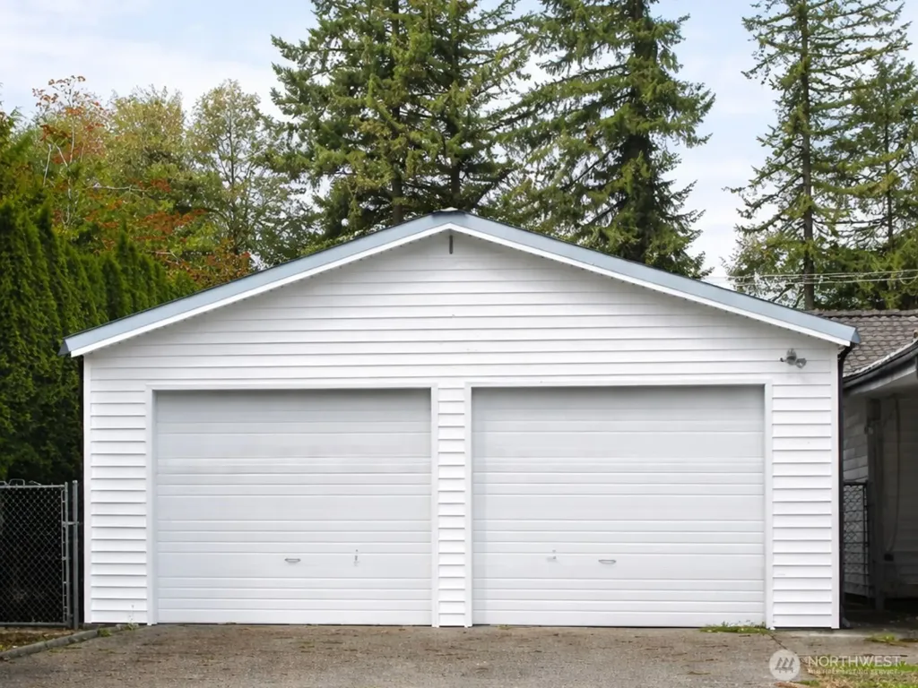 100 Hillcrest Drive Elma WA 98541