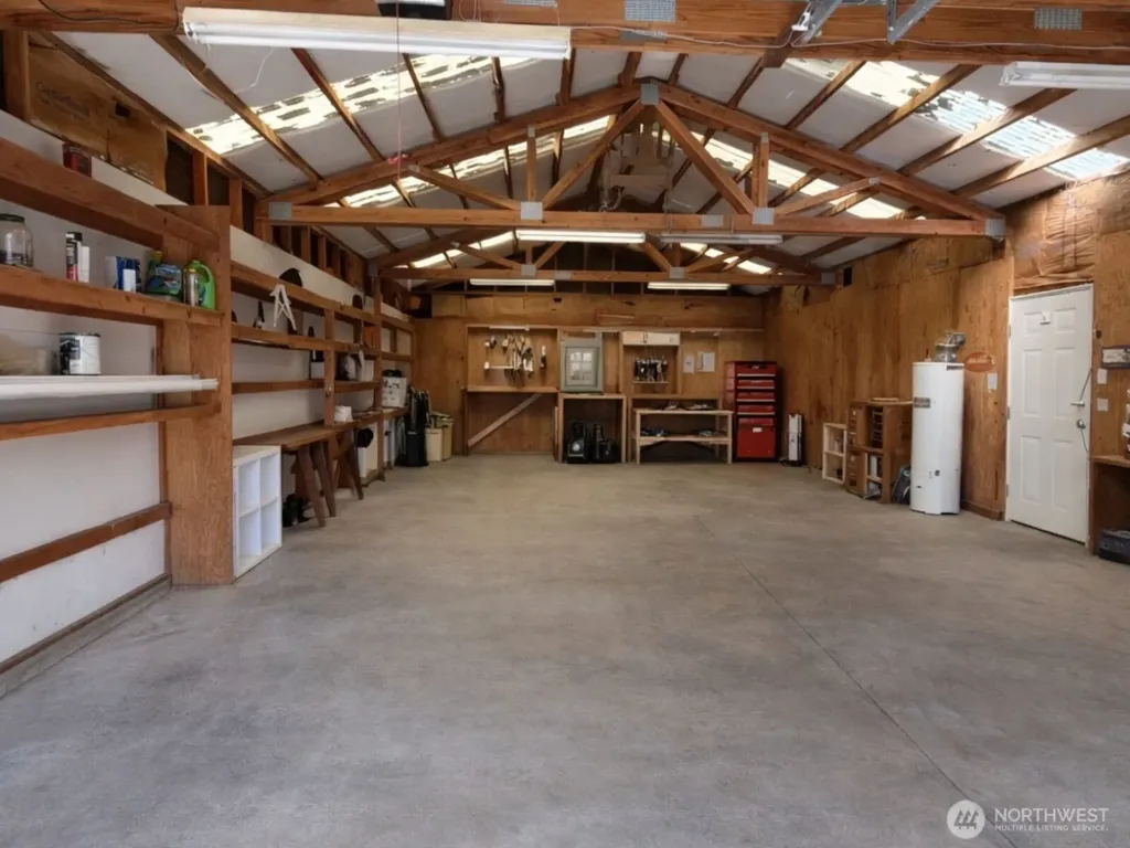 100 Hillcrest Drive Elma WA 98541