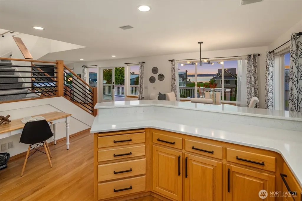 1943 Shore Avenue Freeland WA 98249