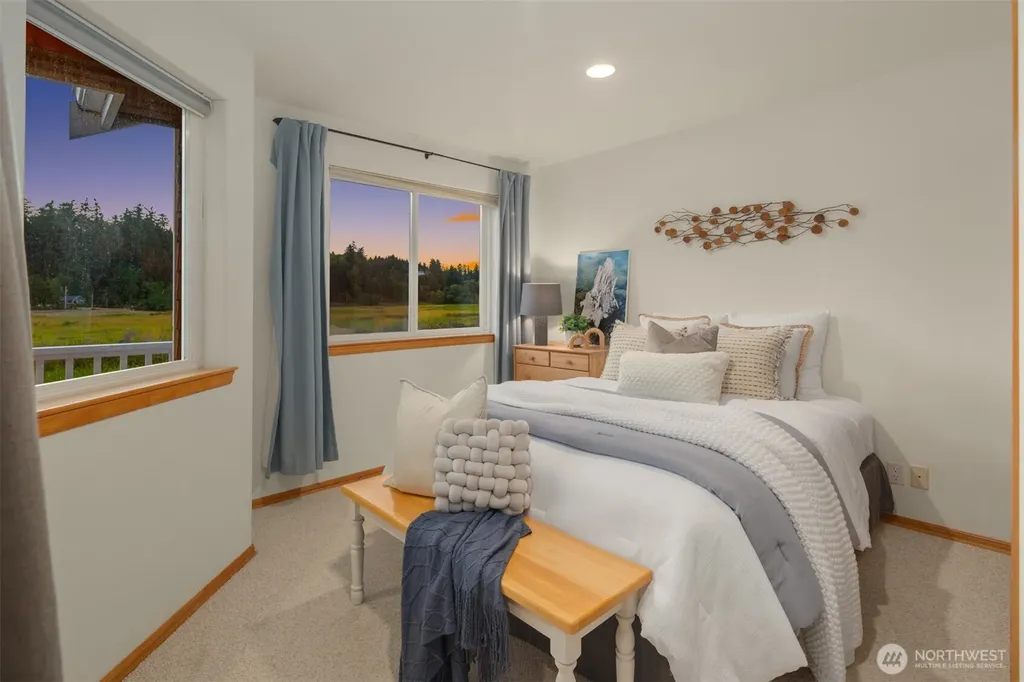 1943 Shore Avenue Freeland WA 98249