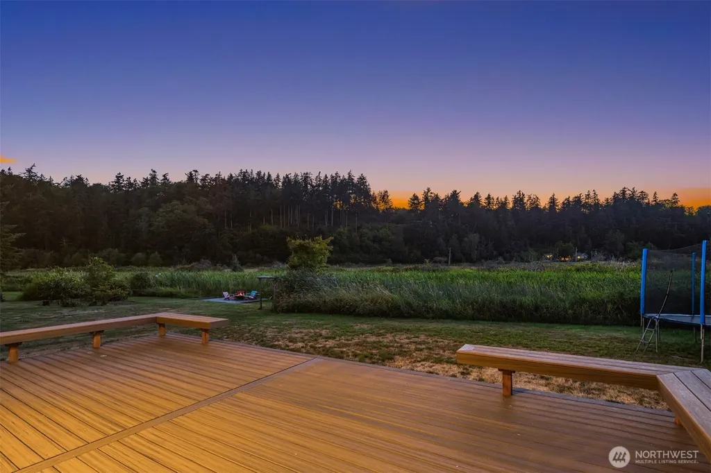 1943 Shore Avenue Freeland WA 98249