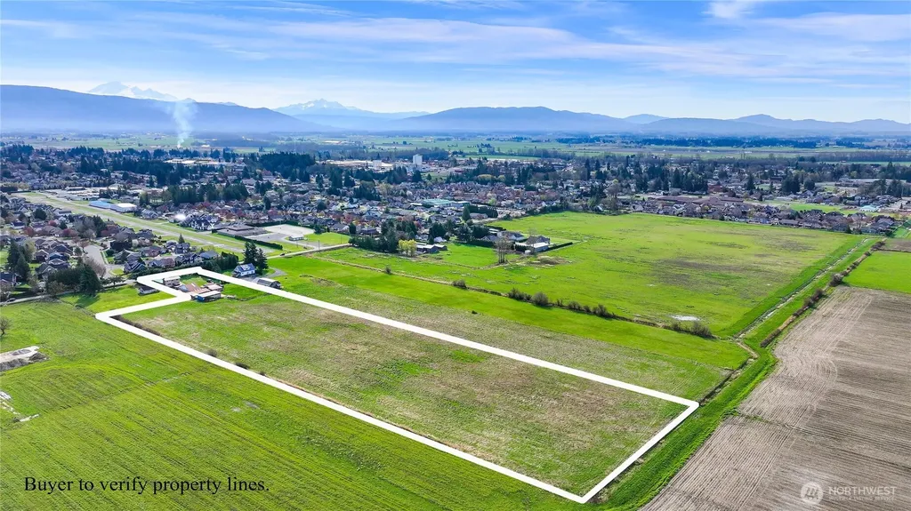 8683 Benson Road Lynden WA 98264