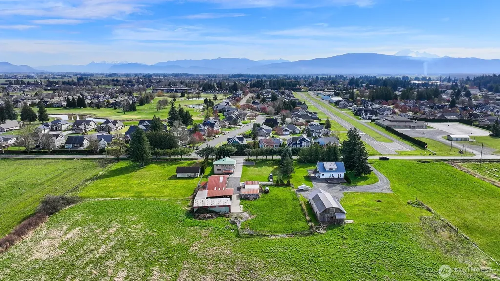 8683 Benson Road Lynden WA 98264