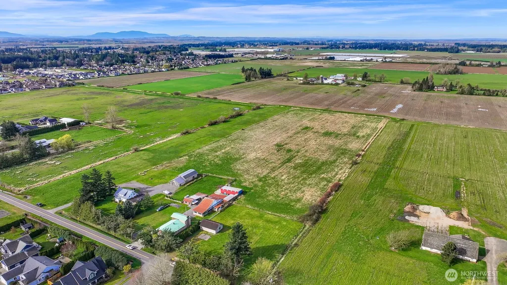 8683 Benson Road Lynden WA 98264