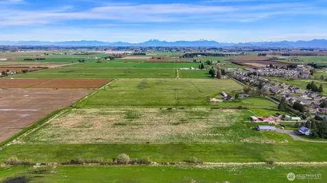8683 Benson Road Lynden WA 98264