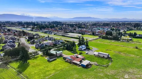 8683 Benson Road Lynden WA 98264