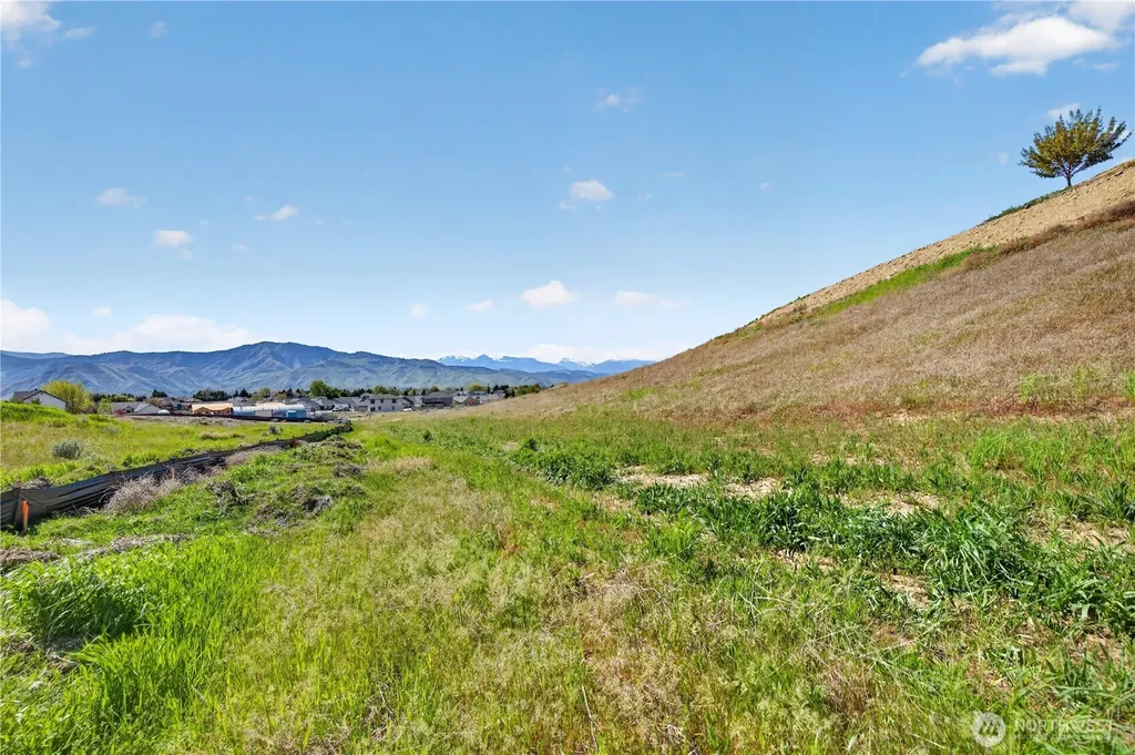 811 Shepherd Lane East Wenatchee WA 98802