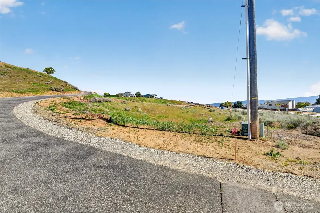 811 Shepherd Lane East Wenatchee WA 98802