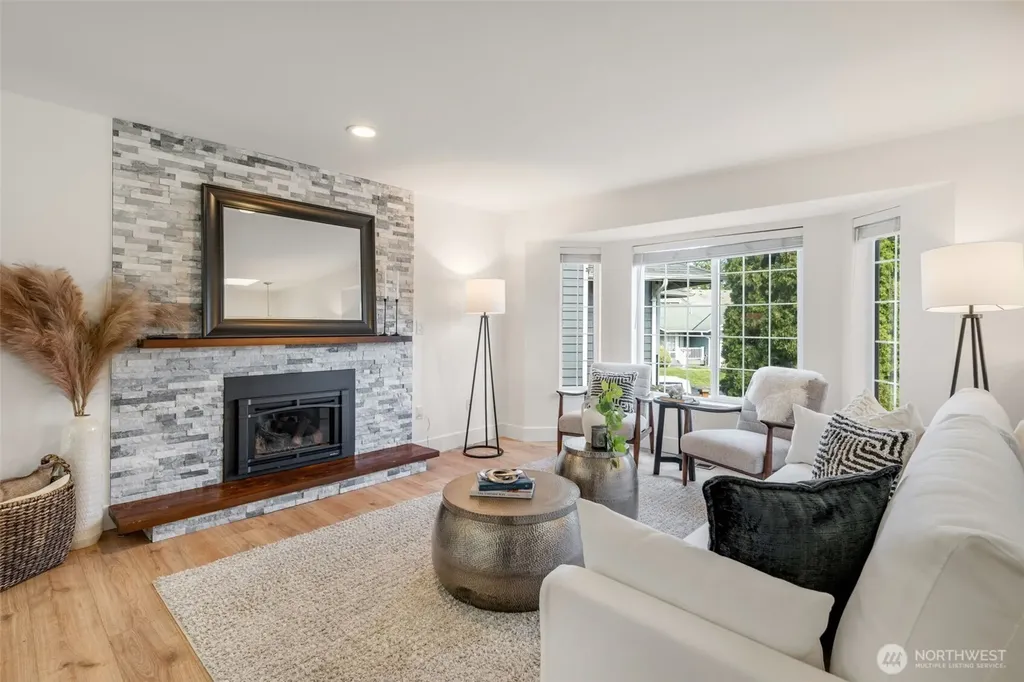 2 109th Place SE Everett WA 98208