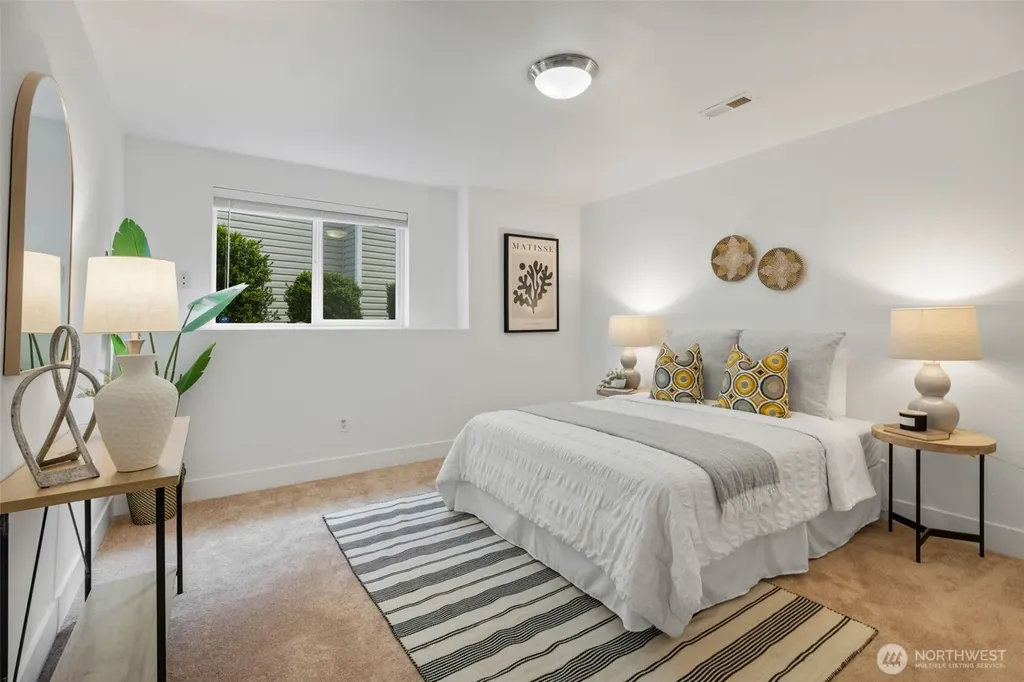 2 109th Place SE Everett WA 98208