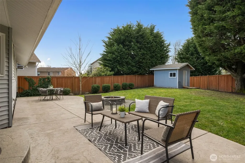 2 109th Place SE Everett WA 98208