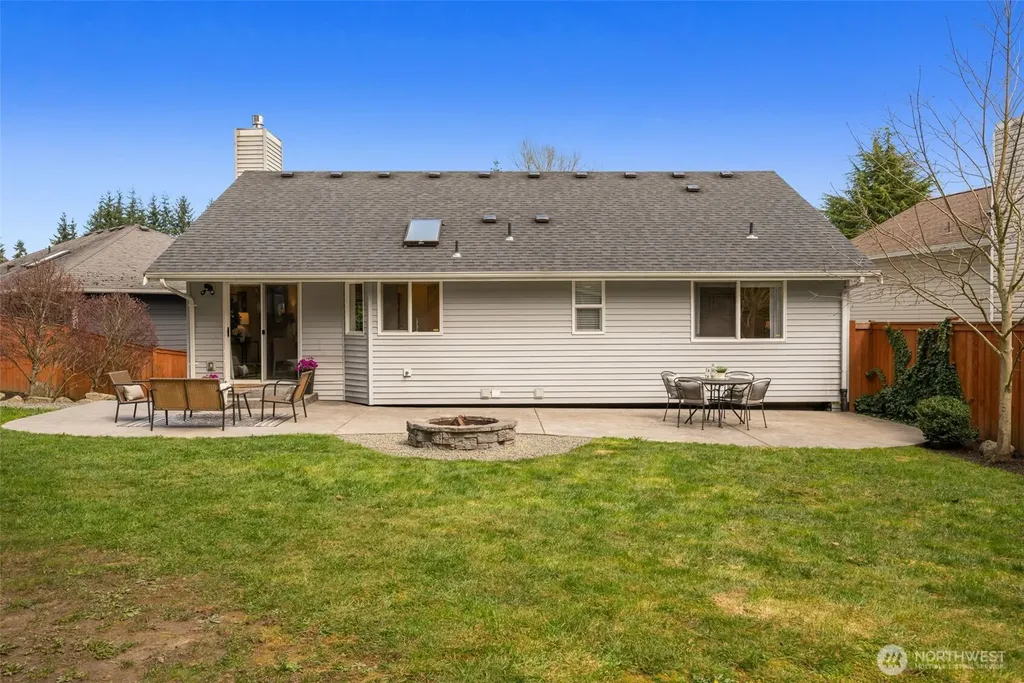 2 109th Place SE Everett WA 98208