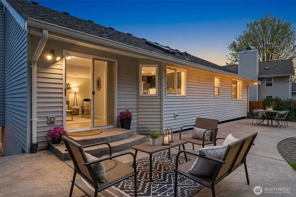 2 109th Place SE Everett WA 98208