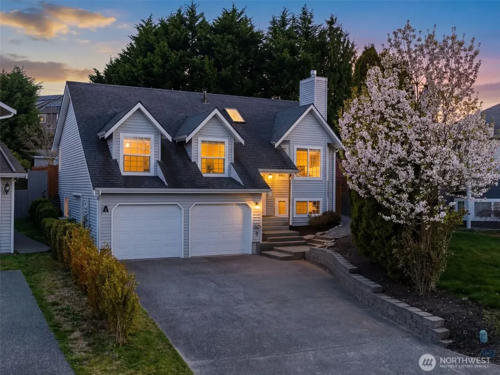 2 109th Place SE Everett WA 98208
