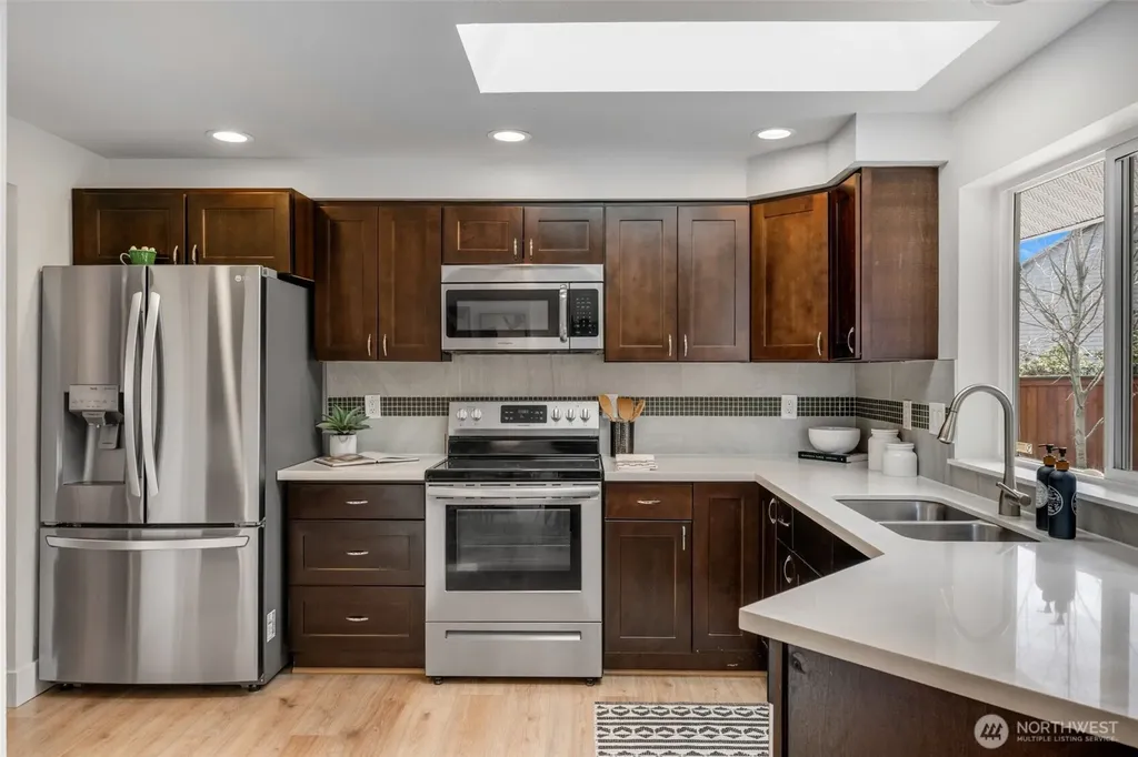 2 109th Place SE Everett WA 98208