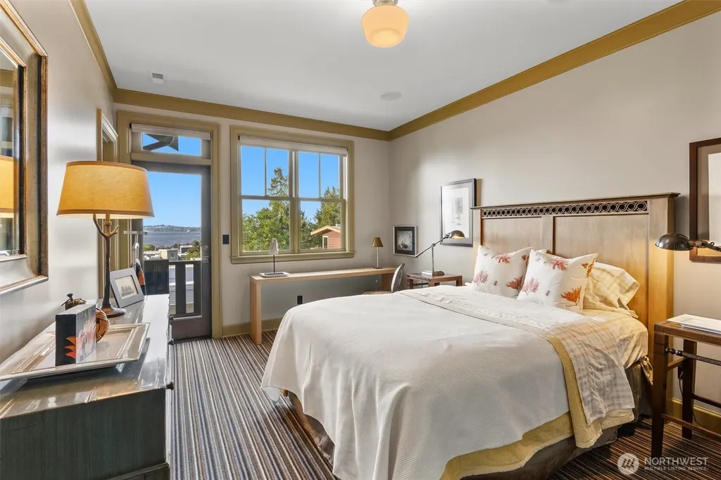 3310 59th Avenue SW Seattle WA 98116