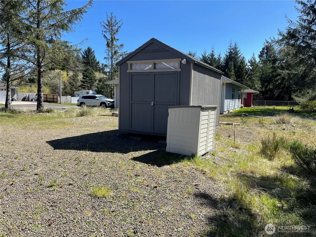 583 Meadow Avenue NE Ocean Shores WA 98569