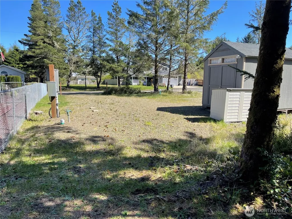 583 Meadow Avenue NE Ocean Shores WA 98569