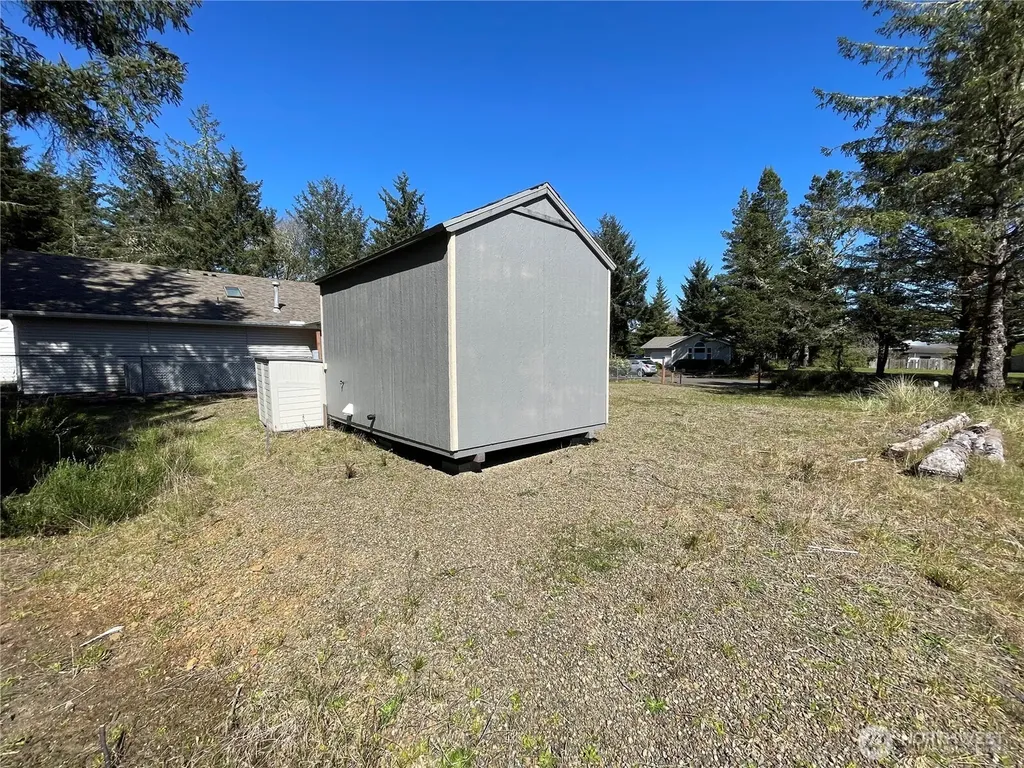 583 Meadow Avenue NE Ocean Shores WA 98569