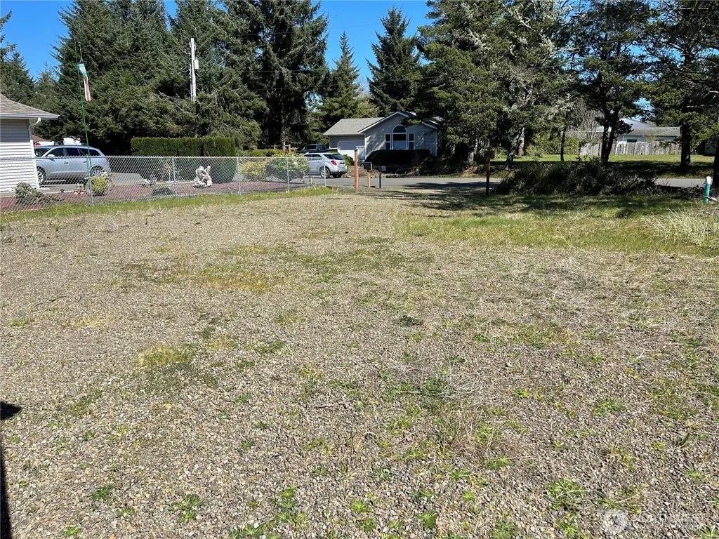 583 Meadow Avenue NE Ocean Shores WA 98569