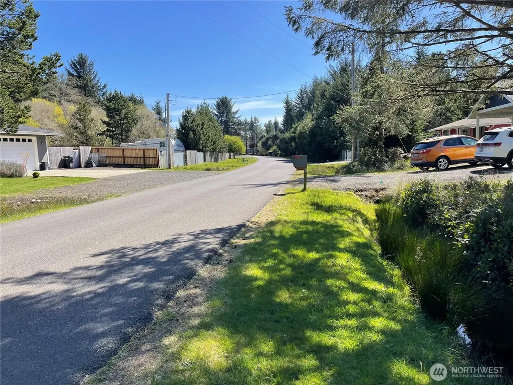 583 Meadow Avenue NE Ocean Shores WA 98569