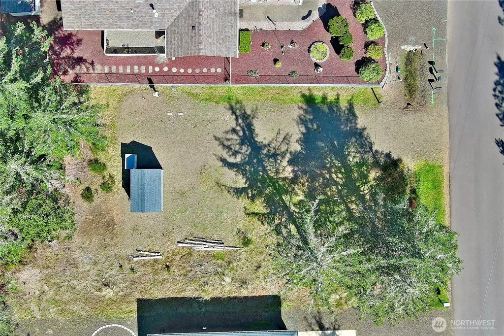 583 Meadow Avenue NE Ocean Shores WA 98569