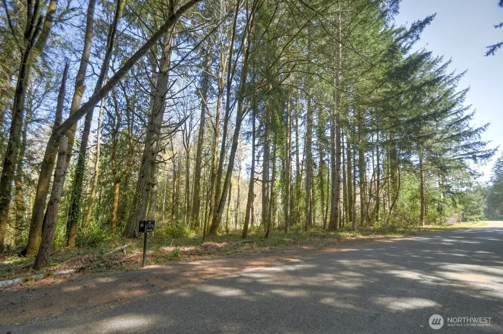 7640 Holiday Valley Drive NW Olympia WA 98502