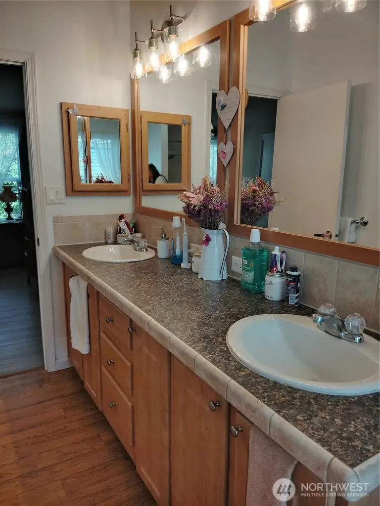 526 Sand Dune Avenue SW Ocean Shores WA 98569