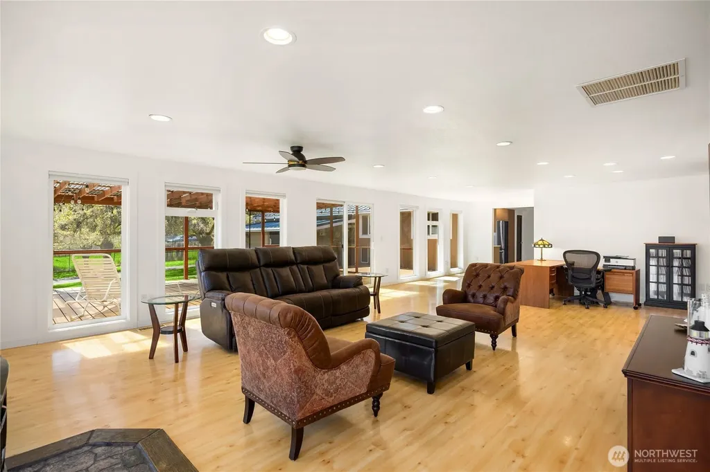 17300 Mima Acres Drive SE Tenino WA 98589