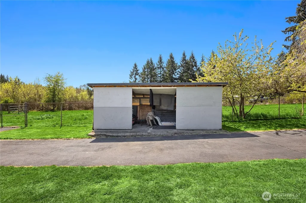 17300 Mima Acres Drive SE Tenino WA 98589