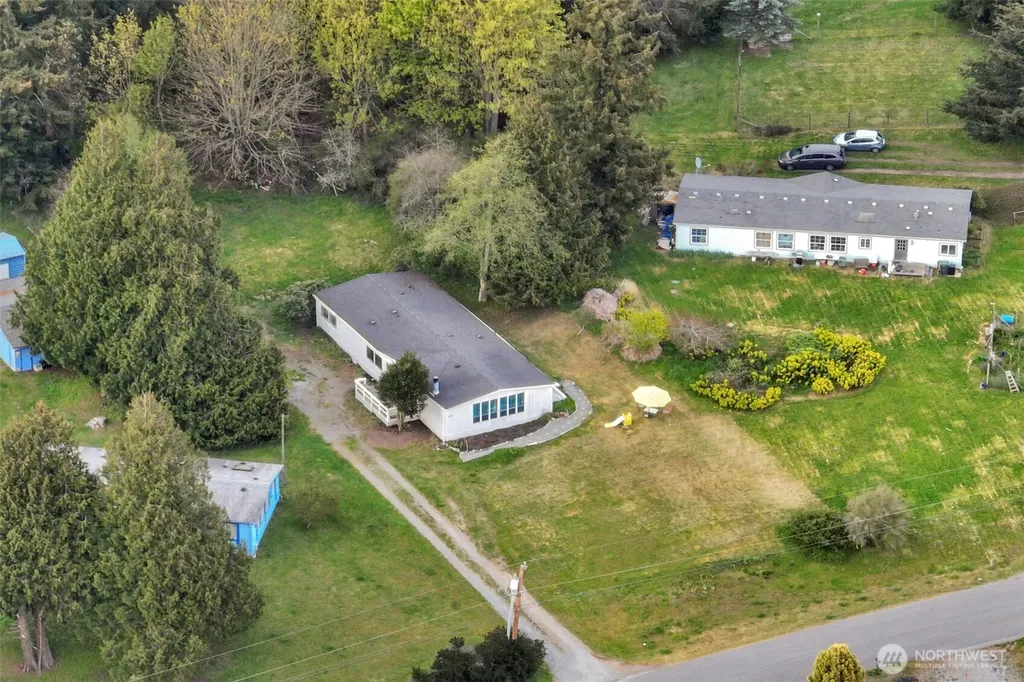 570 Crockett Lake Drive Coupeville WA 98239